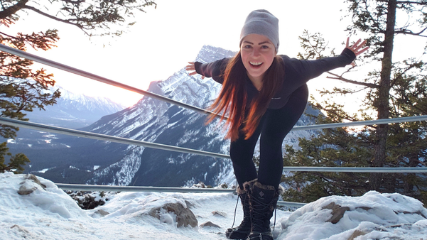 healthcare traveler hiking 601 x 338